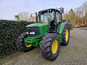 John Deere 6220 premium