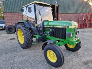John deere 2250